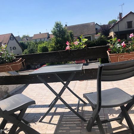 Chelles - Paris - Disneyland Marne La Vallee Buitenkant foto